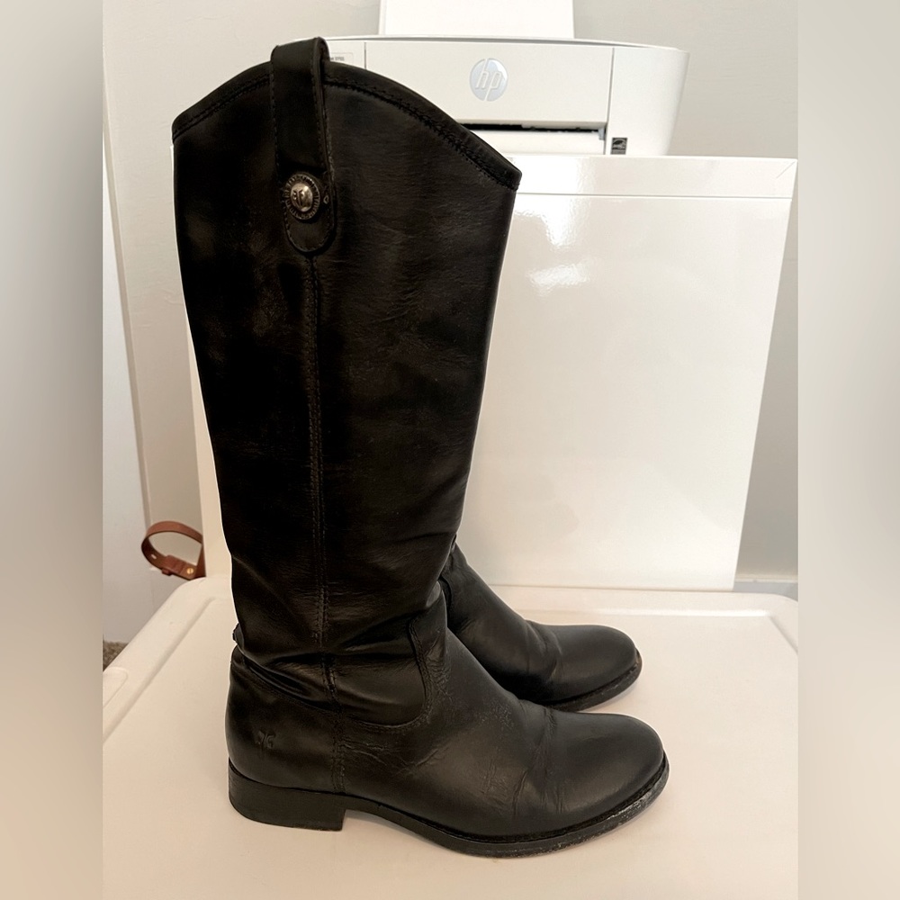 Frye Melissa Boot. Size 7.5. Great condition.